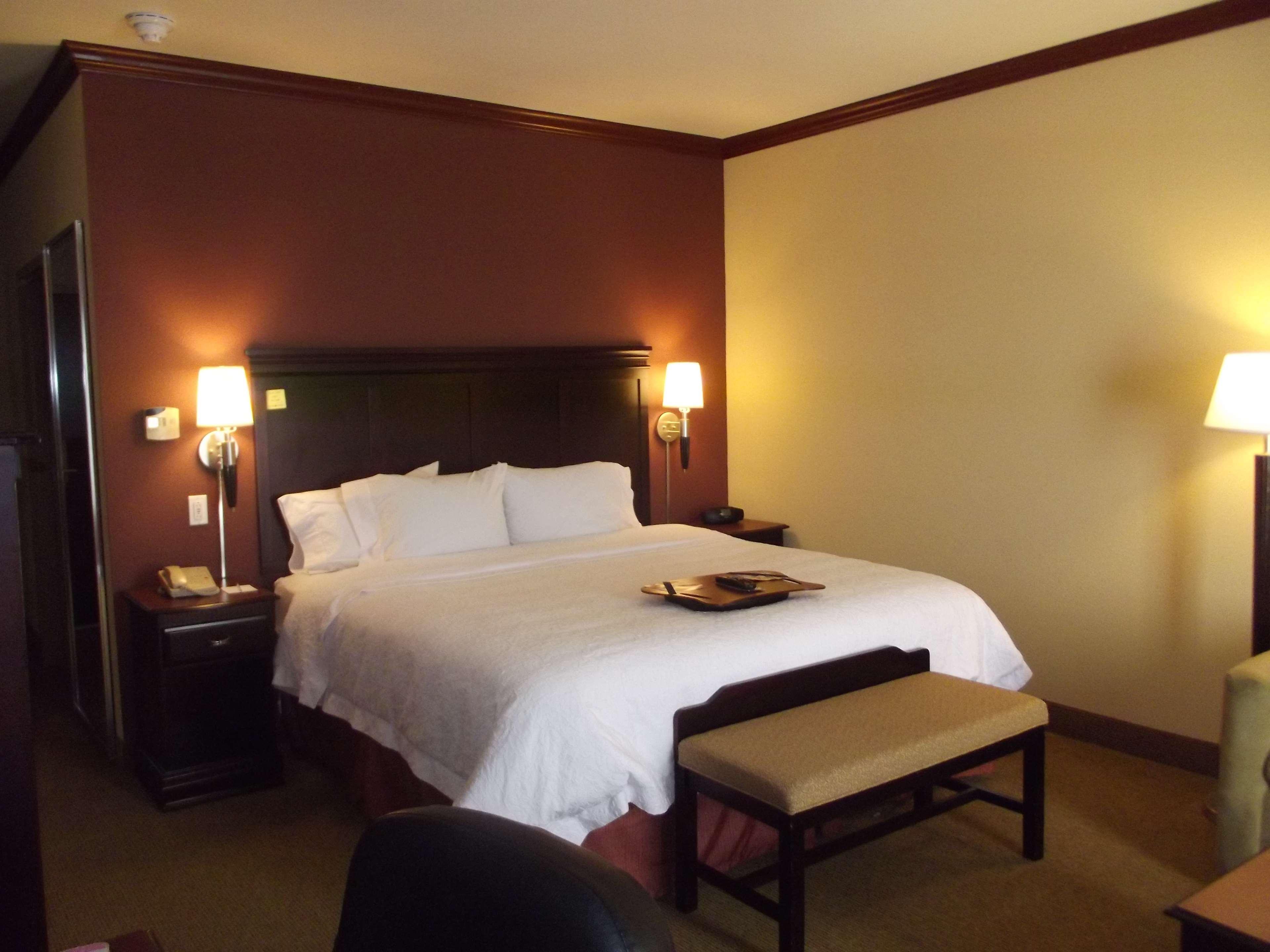 Hampton Inn & Suites Gainesville Bagian luar foto