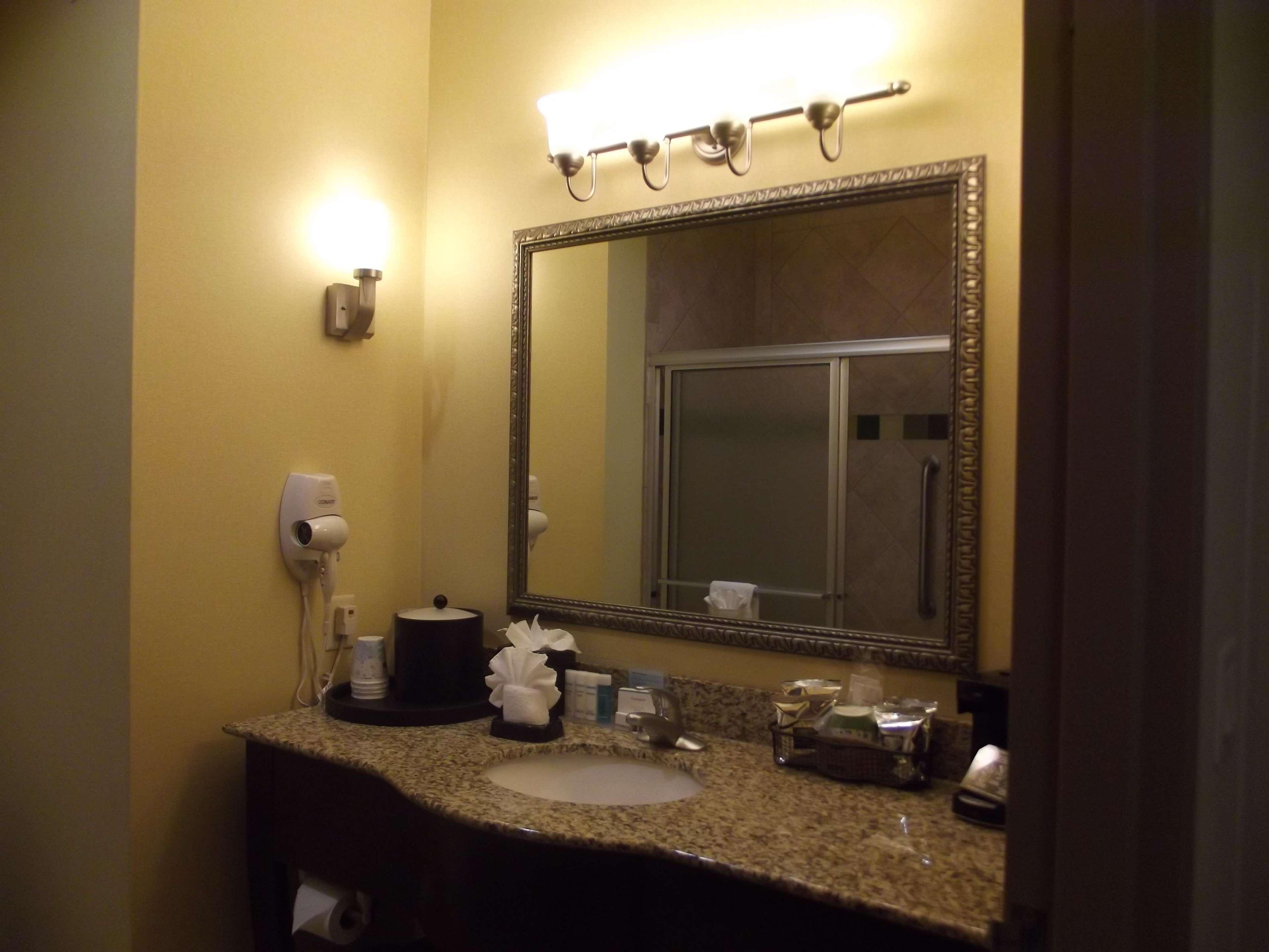 Hampton Inn & Suites Gainesville Bagian luar foto