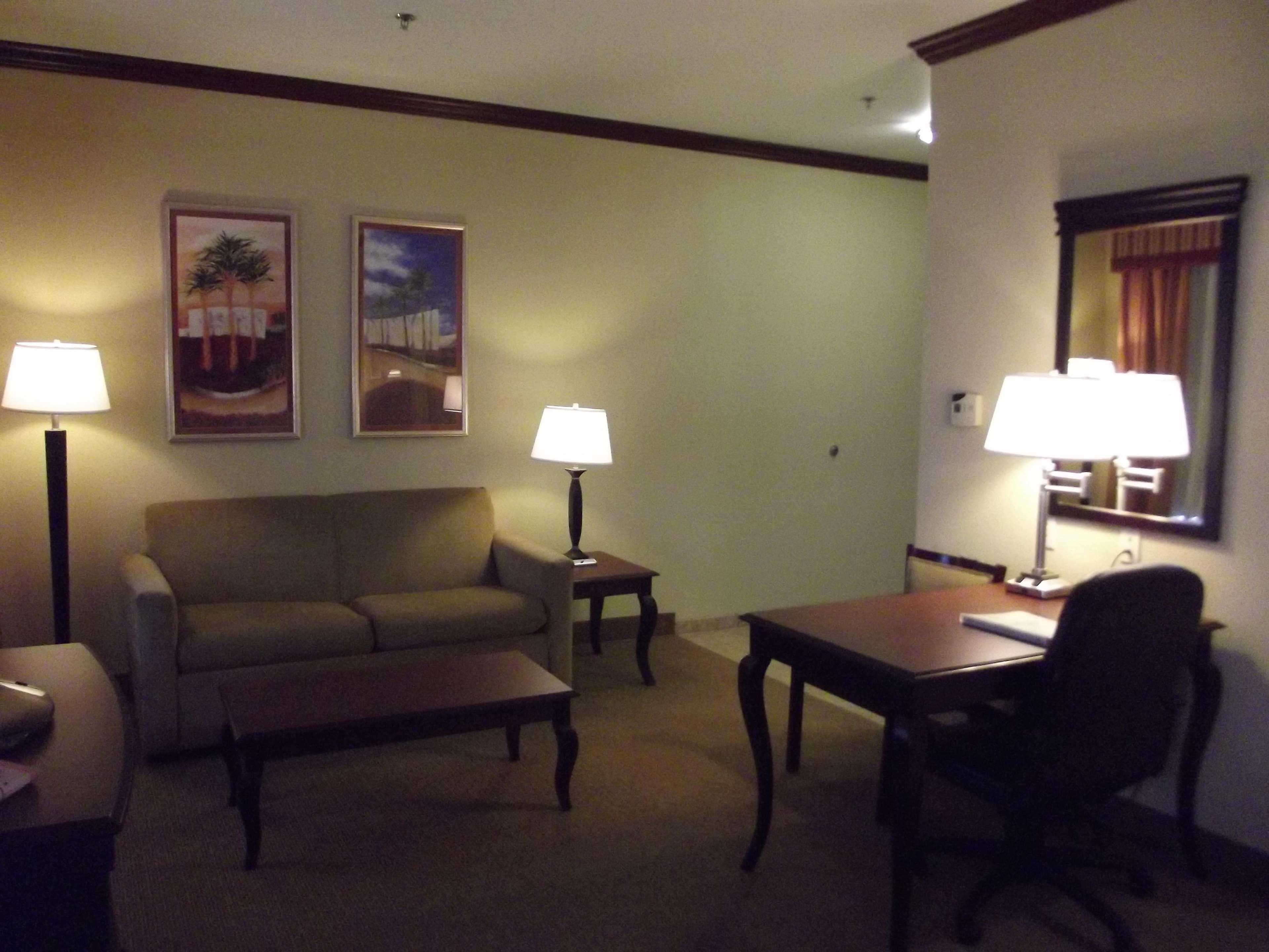 Hampton Inn & Suites Gainesville Bagian luar foto